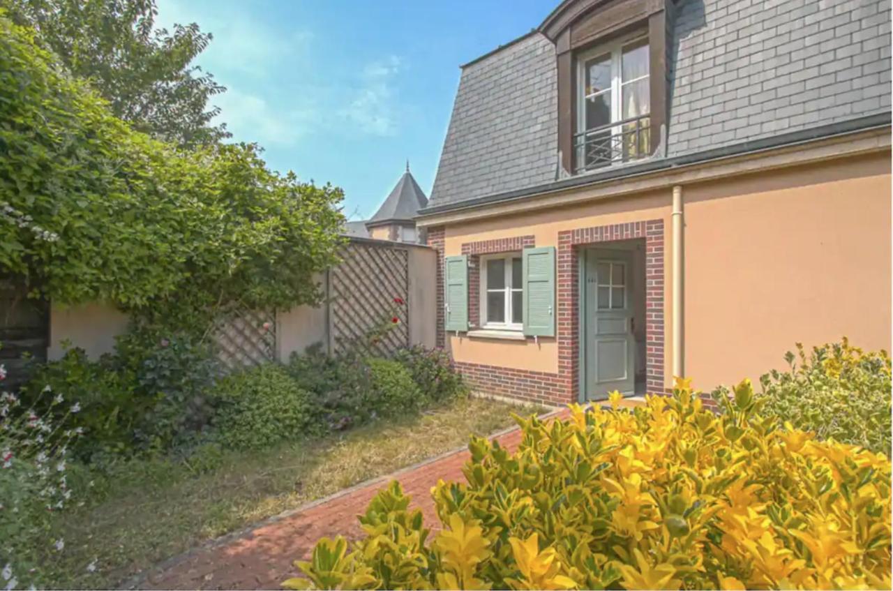 Maison Cosy Proche De La Plage De Honfleurアパートメント エクステリア 写真